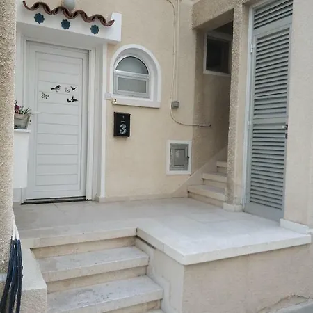 Elena Апартаменты Ларнака